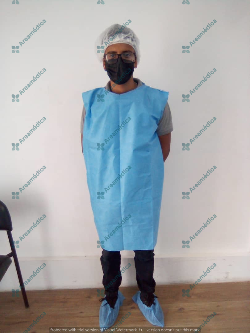 Kit de Paciente Premium 40 GRS: Bata de Paciente Tela SMS, Gorro, Cubrebotas