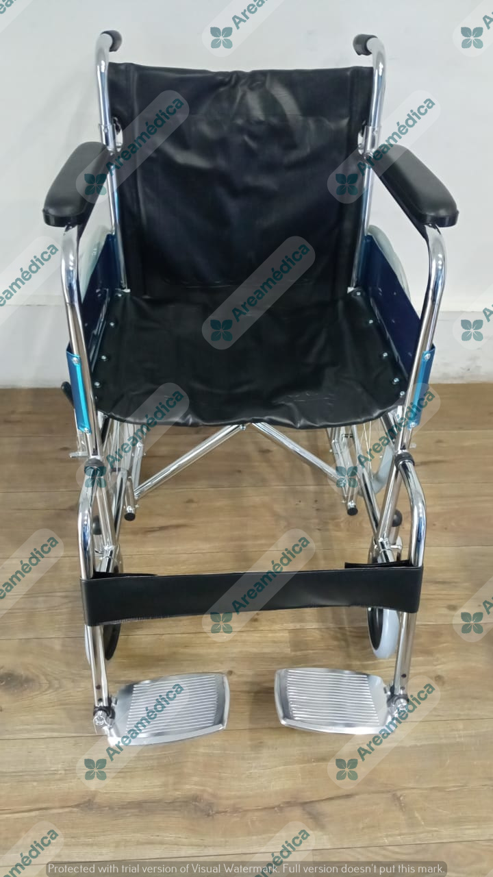 Silla de Ruedas Estandar de Acero Cromado Semicuero Negro Llanta Maciza