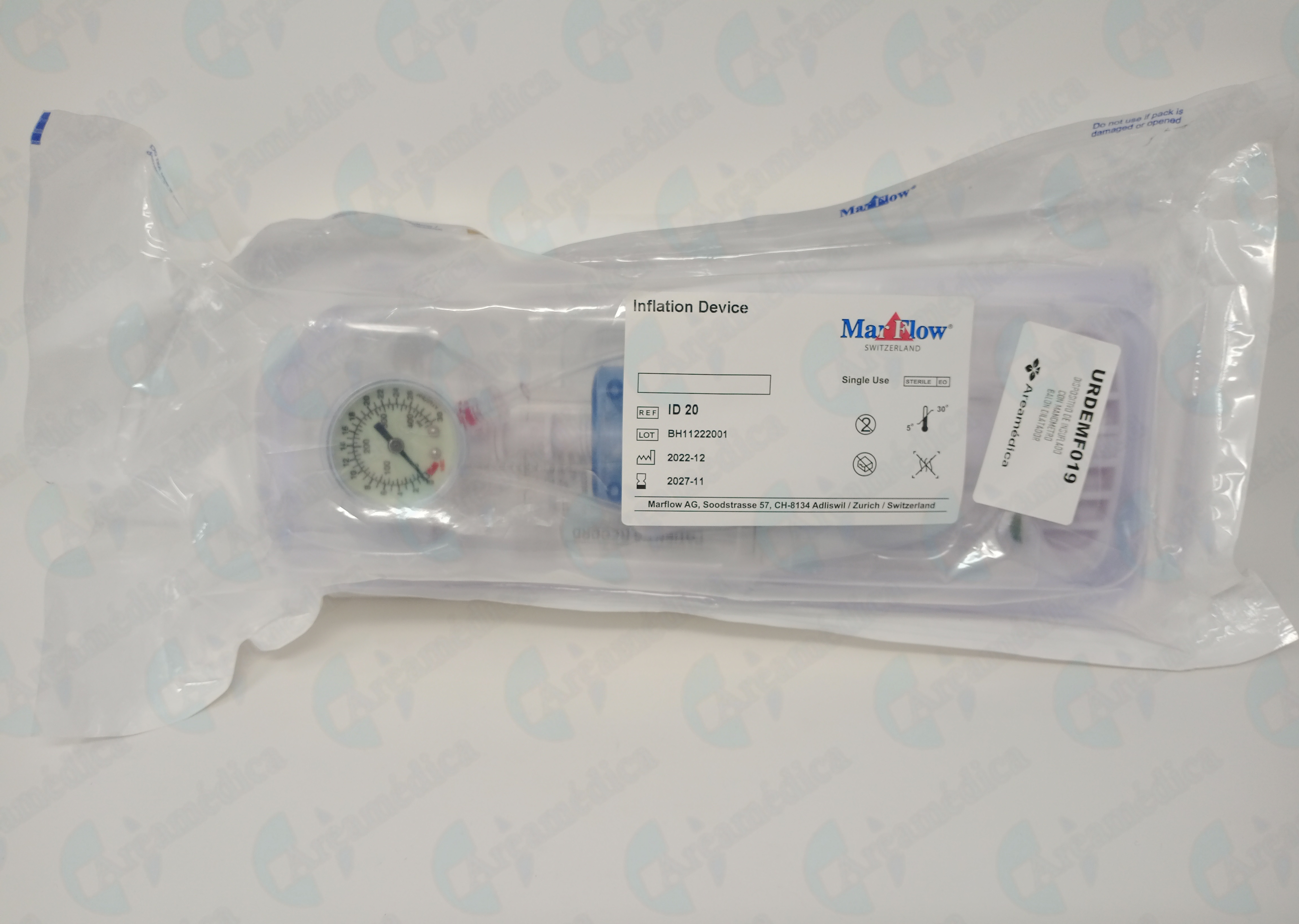 Dispositivo de insuflado con manómetro